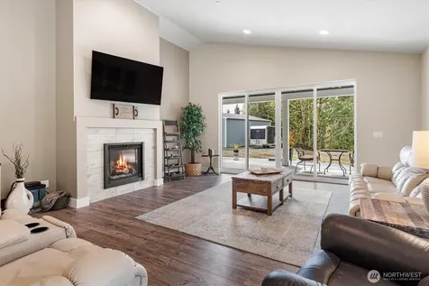 20025 SE 232nd Street Maple Valley WA 98038