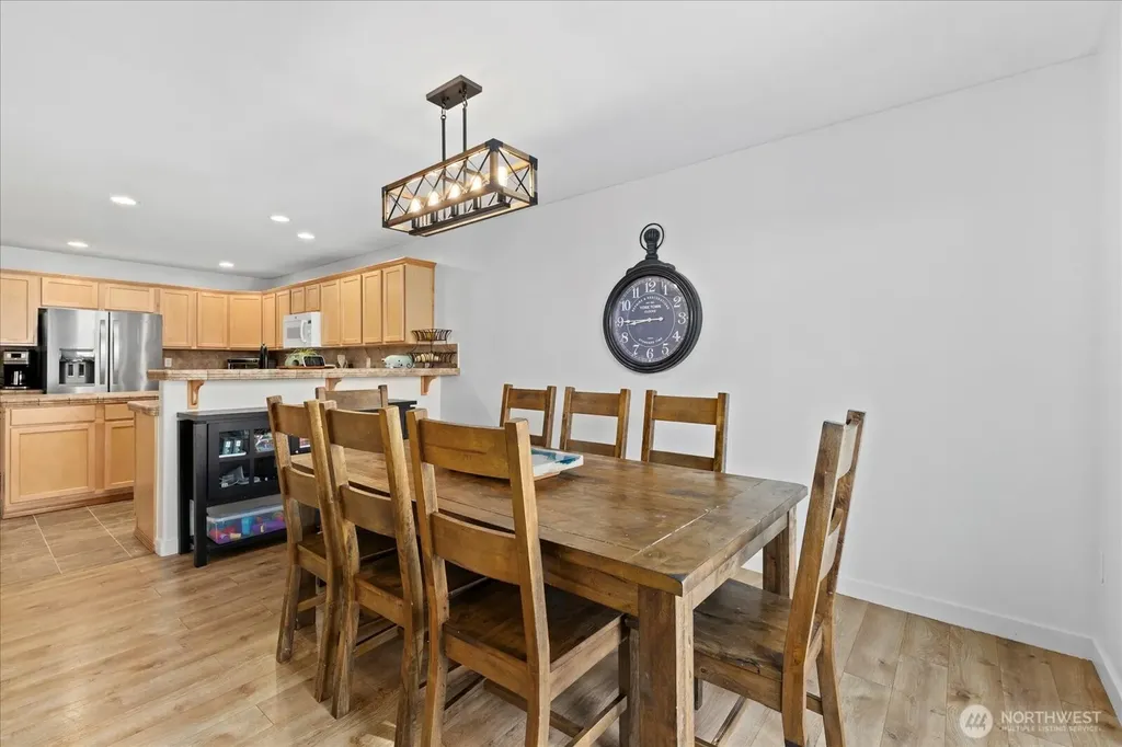 27708 Ridge Way Stanwood WA 98292