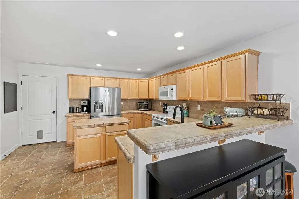 27708 Ridge Way Stanwood WA 98292