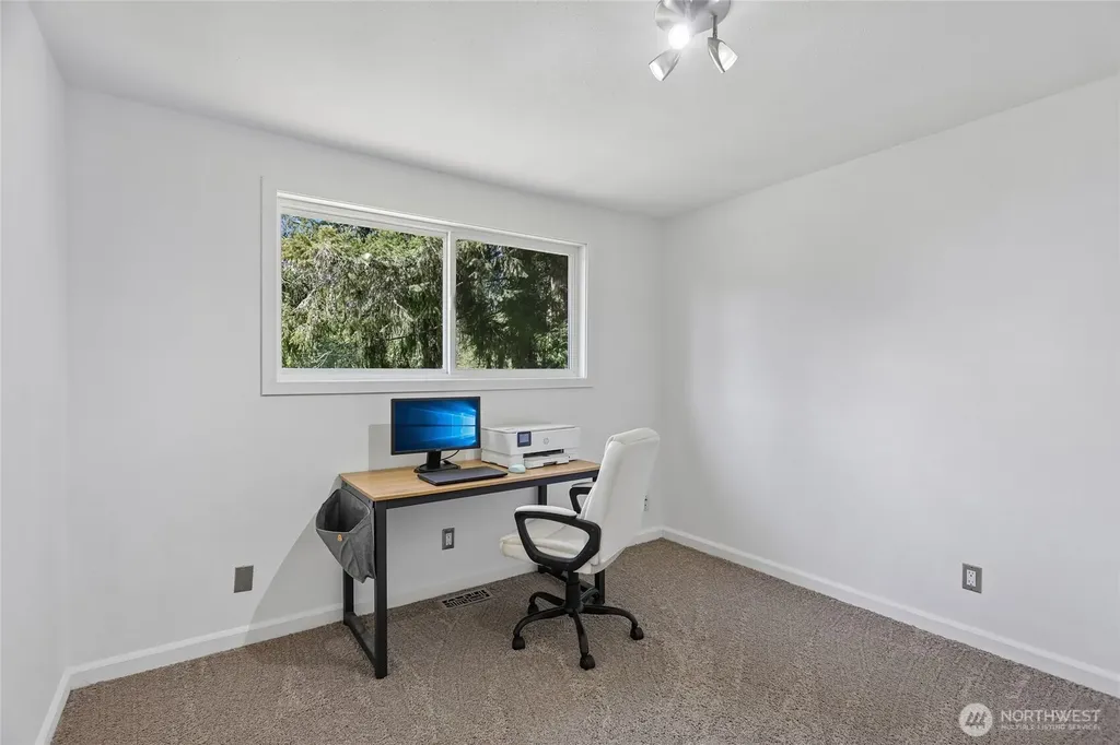 28601 SE 225th Street Maple Valley WA 98038