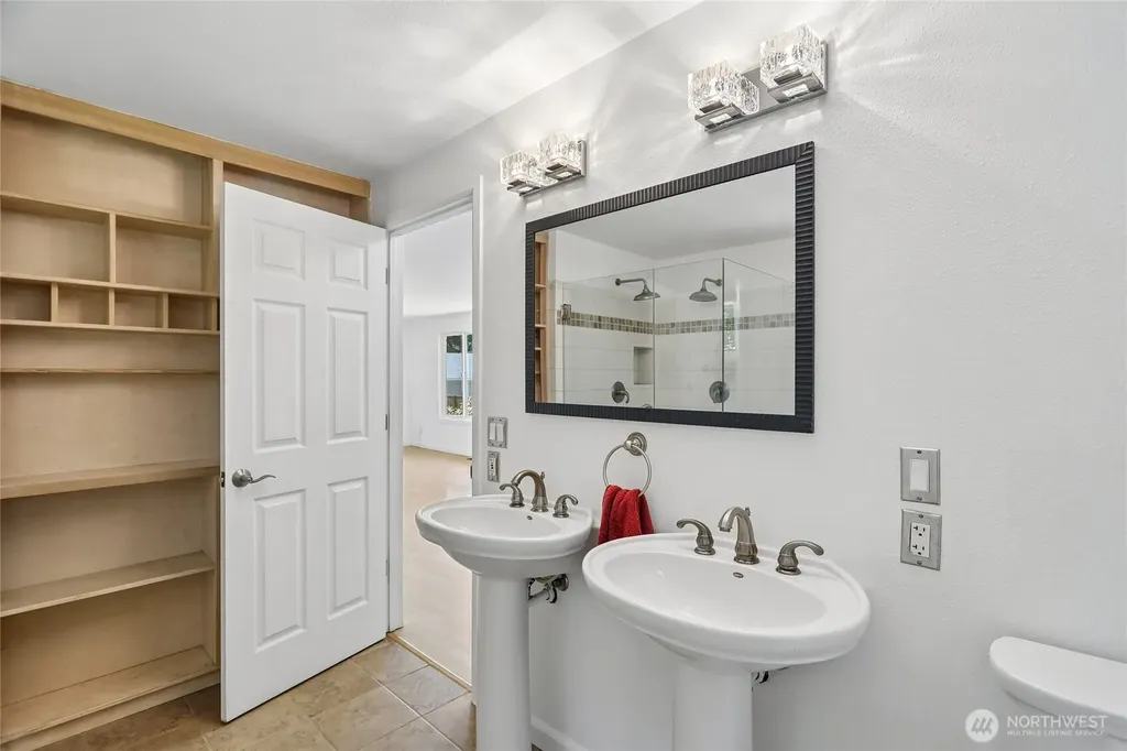 28601 SE 225th Street Maple Valley WA 98038