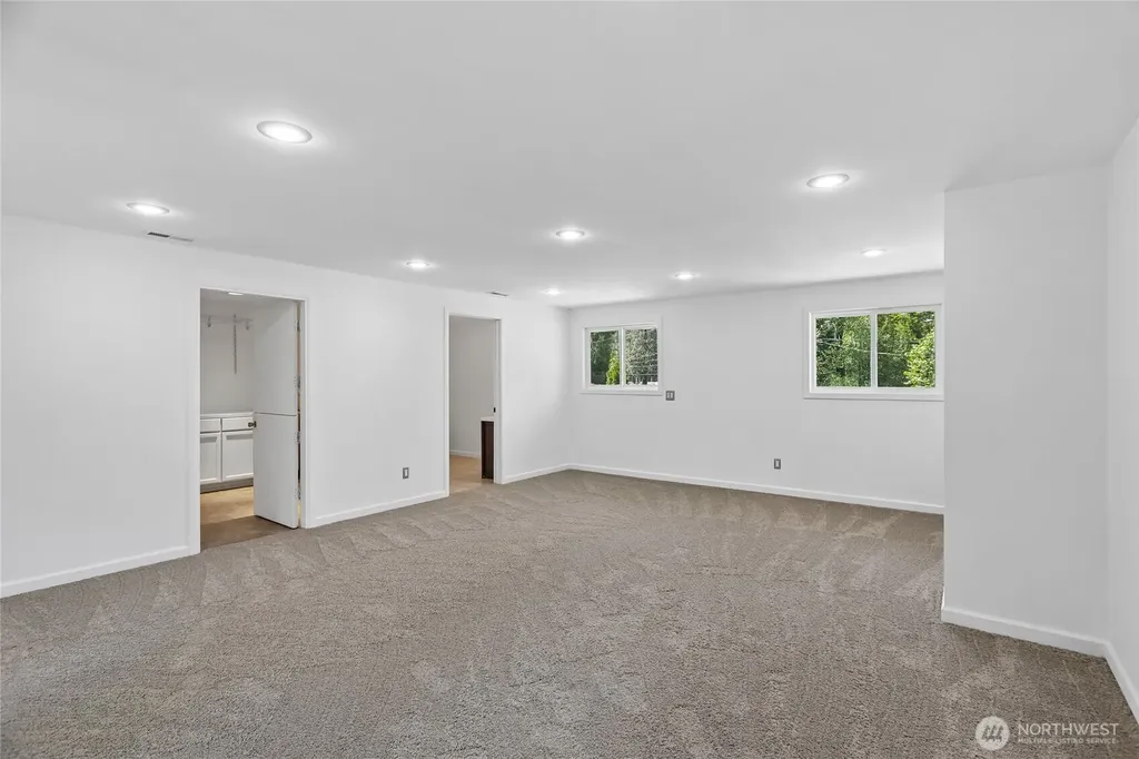 28601 SE 225th Street Maple Valley WA 98038