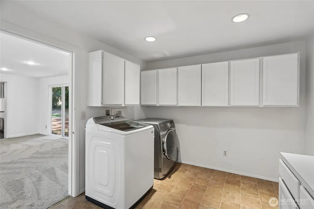 28601 SE 225th Street Maple Valley WA 98038