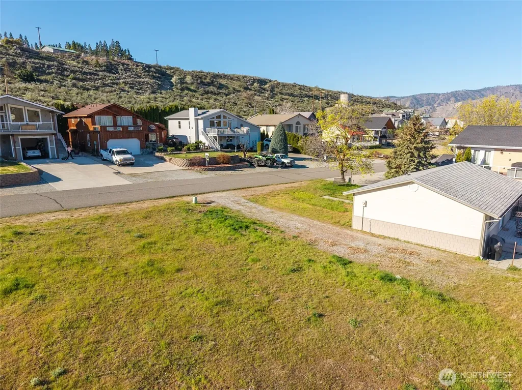 185 E Entiat Drive Orondo WA 98843