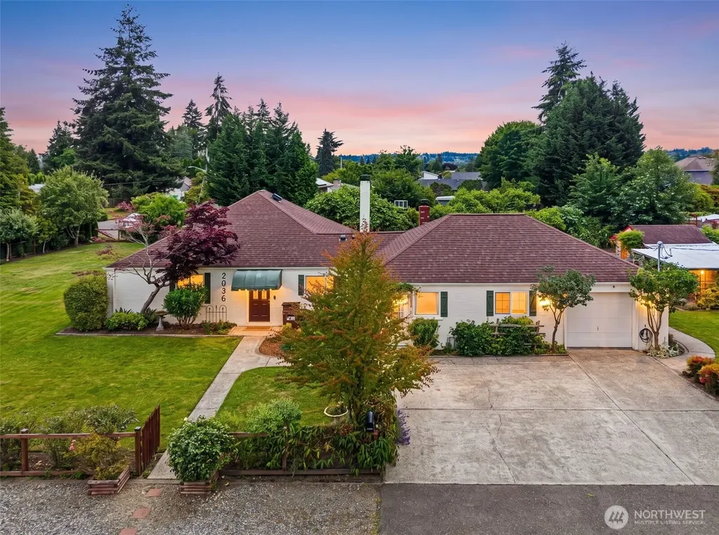 2036 Tacoma Road Puyallup WA 98371