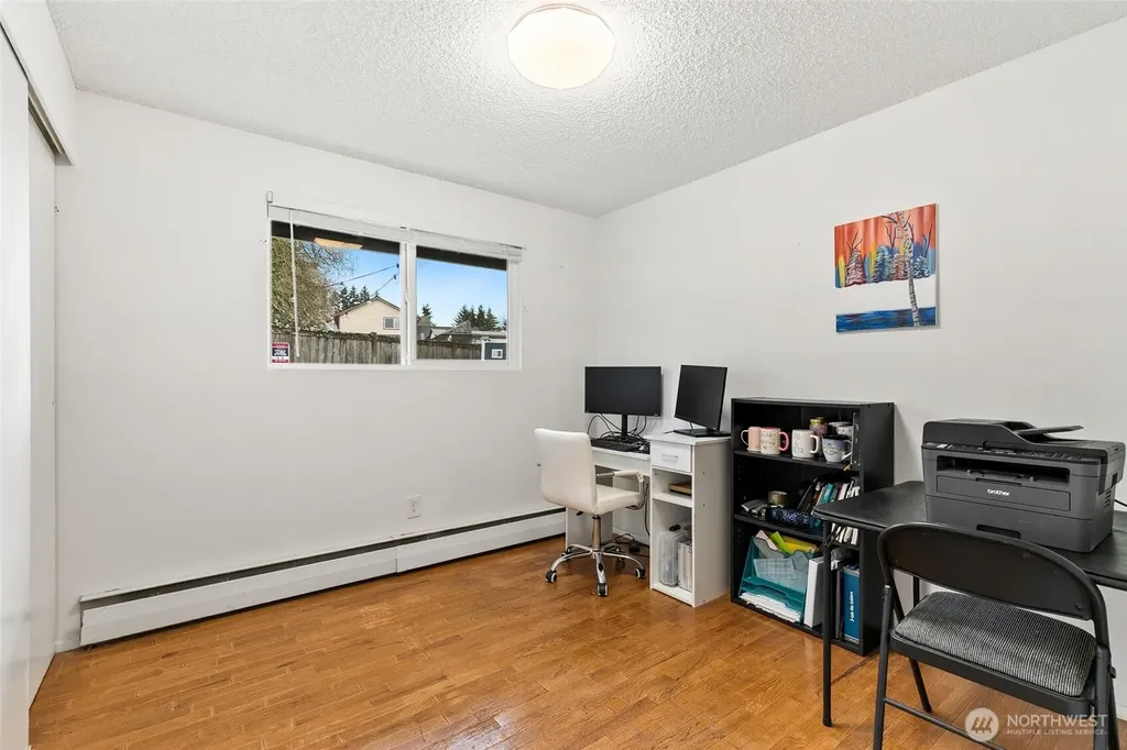 22309 115th Place SE Kent WA 98031