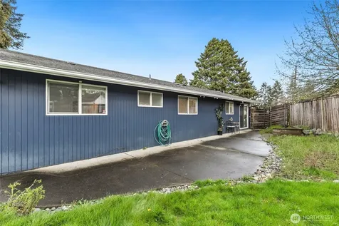 22309 115th Place SE Kent WA 98031