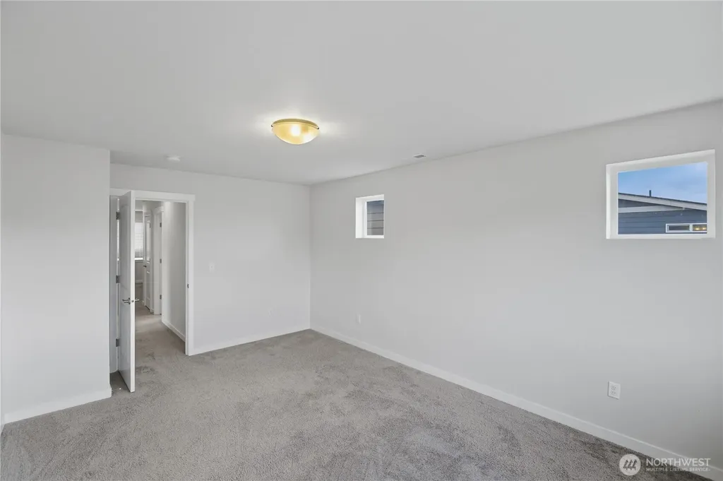 13319 96th Avenue Ct E Puyallup WA 98373
