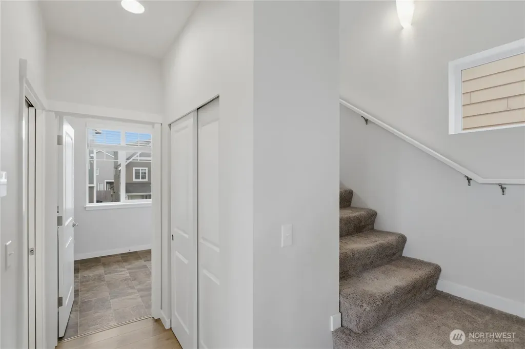13319 96th Avenue Ct E Puyallup WA 98373