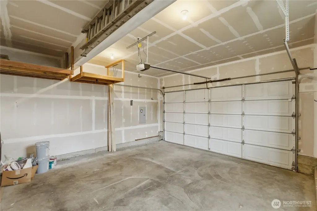 13319 96th Avenue Ct E Puyallup WA 98373