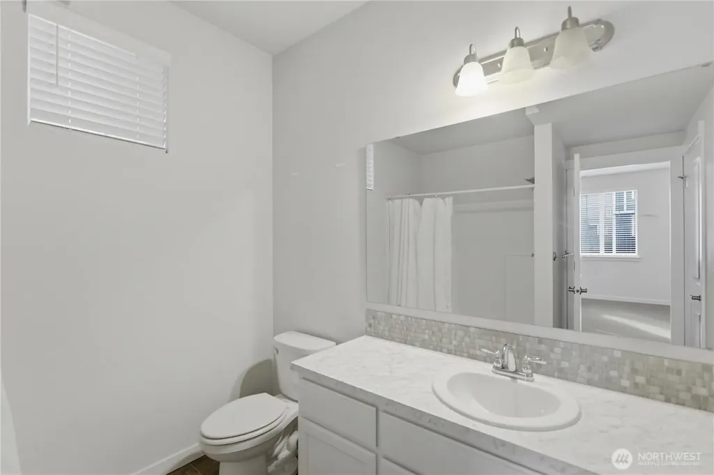 13319 96th Avenue Ct E Puyallup WA 98373