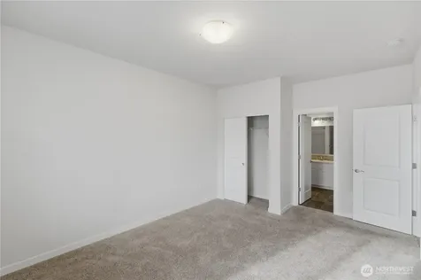 13319 96th Avenue Ct E Puyallup WA 98373