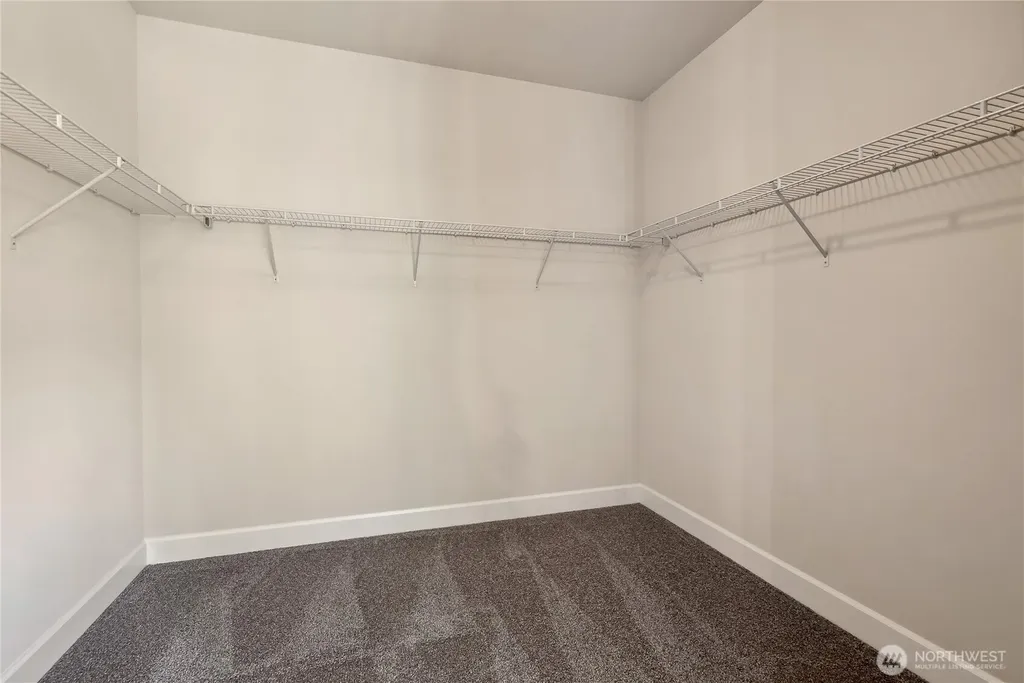 10697 Treasure Drive NW Silverdale WA 98383