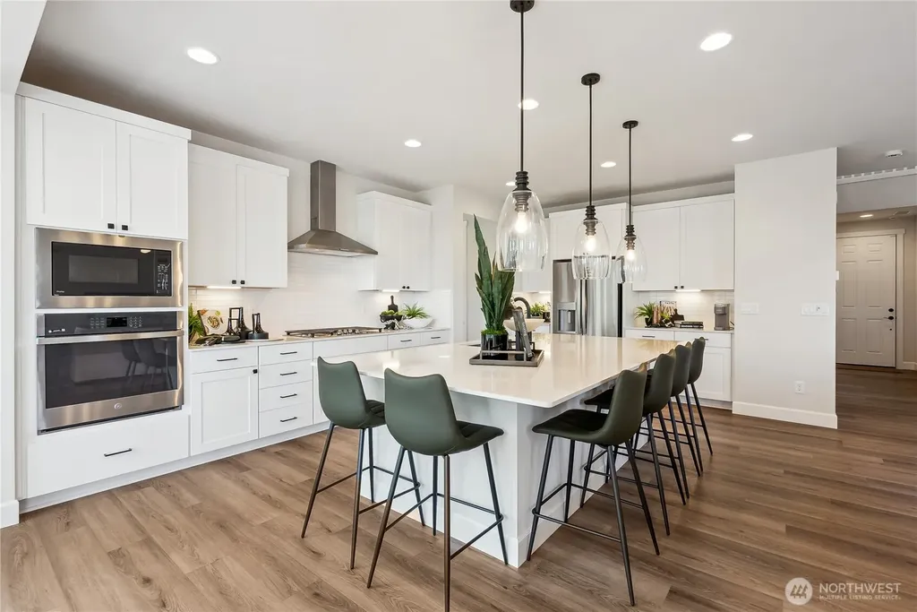 10697 Treasure Drive NW Silverdale WA 98383
