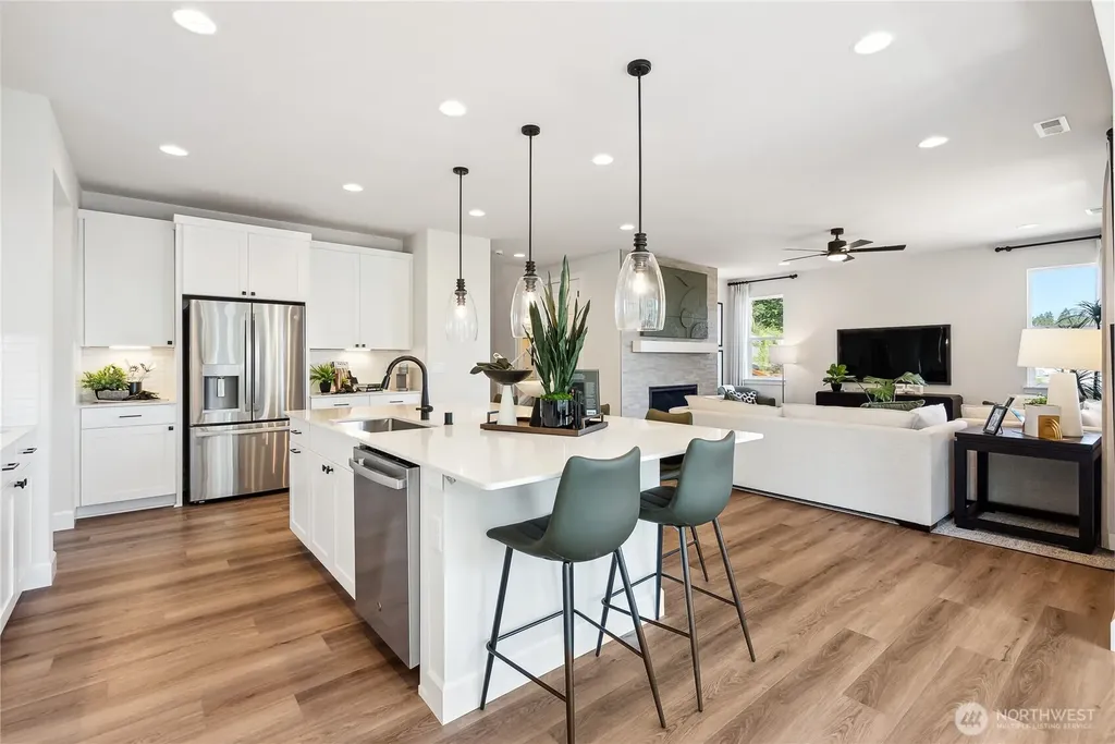 10697 Treasure Drive NW Silverdale WA 98383
