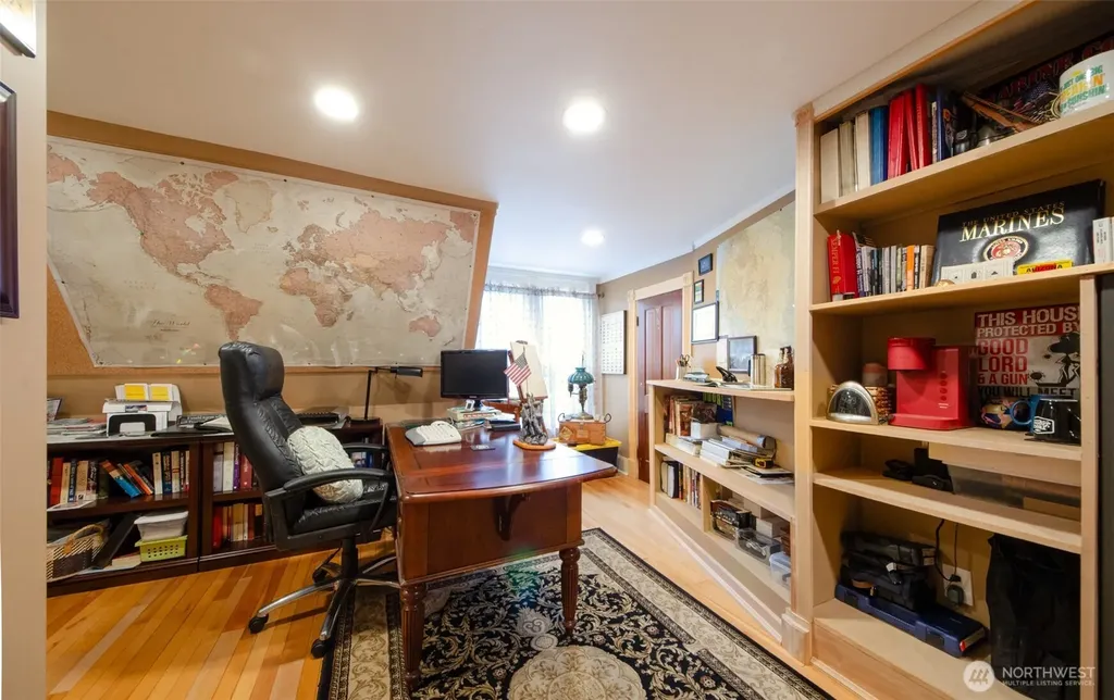 204 W Harris Avenue Oakville WA 98568