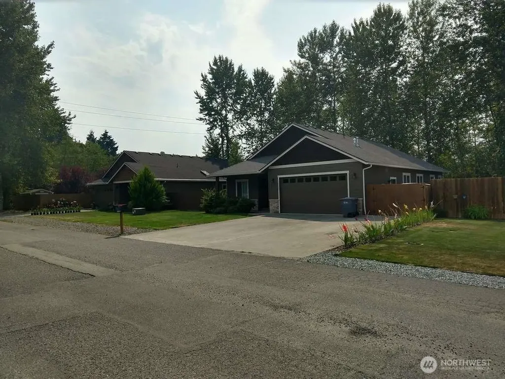 14311 120th Ave Court E Puyallup WA 98374