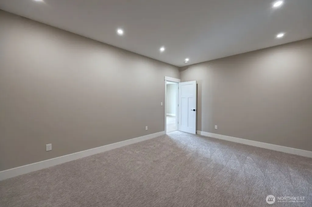 33509 J Place NW Ocean Park WA 98640