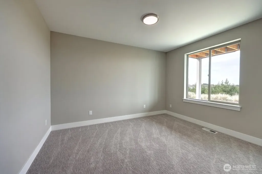 33509 J Place NW Ocean Park WA 98640