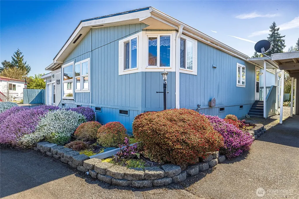 3027 35th Ave. Ct. East Tacoma WA 98443
