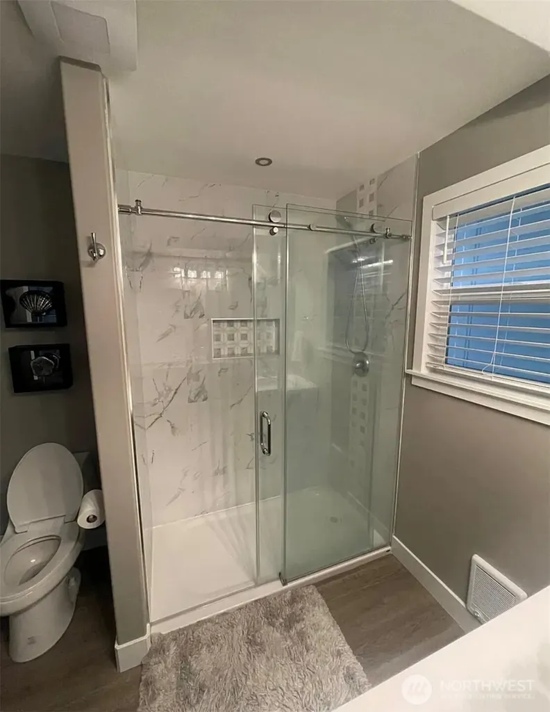 1819 7th Street W Kirkland WA 98033