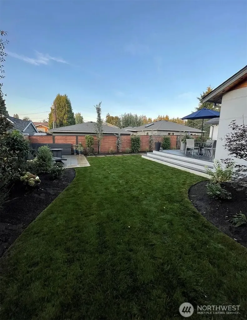 1819 7th Street W Kirkland WA 98033