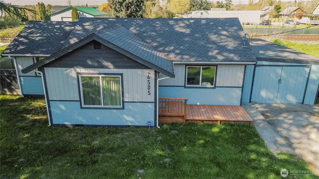 6505 Stewart Avenue E Puyallup WA 98371