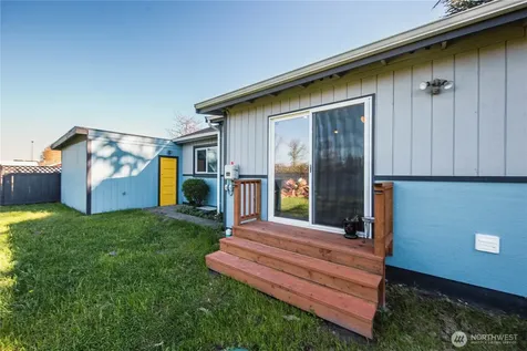 6505 Stewart Avenue E Puyallup WA 98371