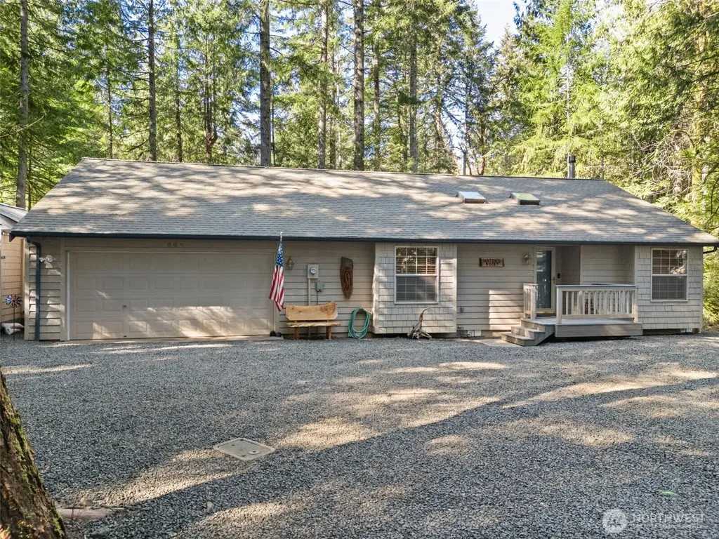 662 E Portage Road Shelton WA 98584