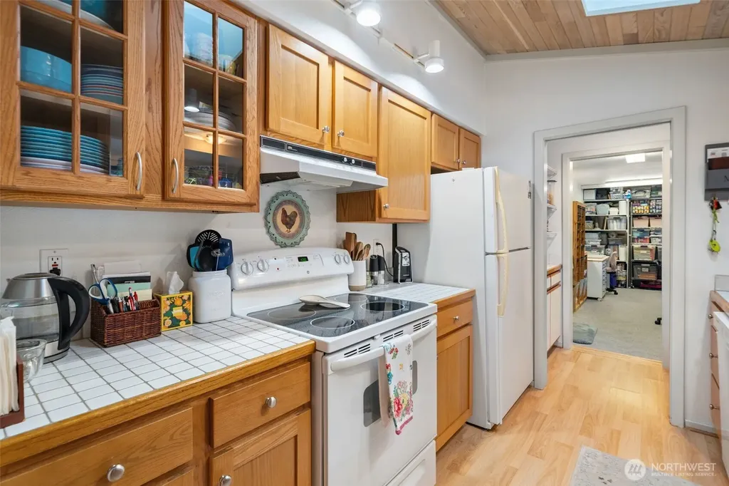 662 E Portage Road Shelton WA 98584