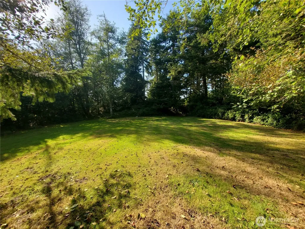 741 Chenois Avenue NE Ocean Shores WA 98569