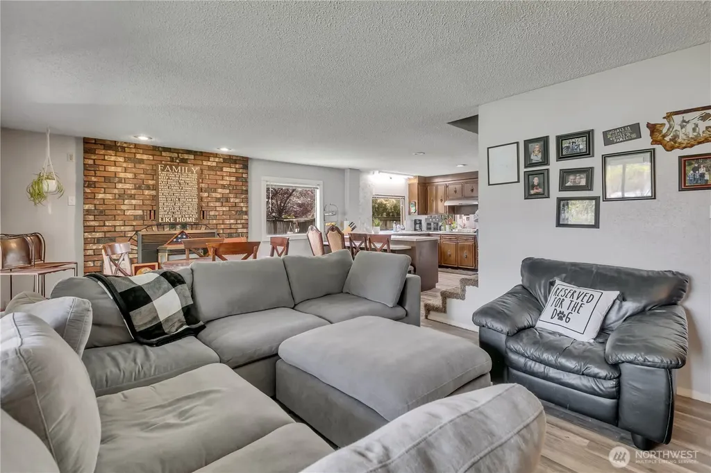 3035 70th Way SW Tumwater WA 98512