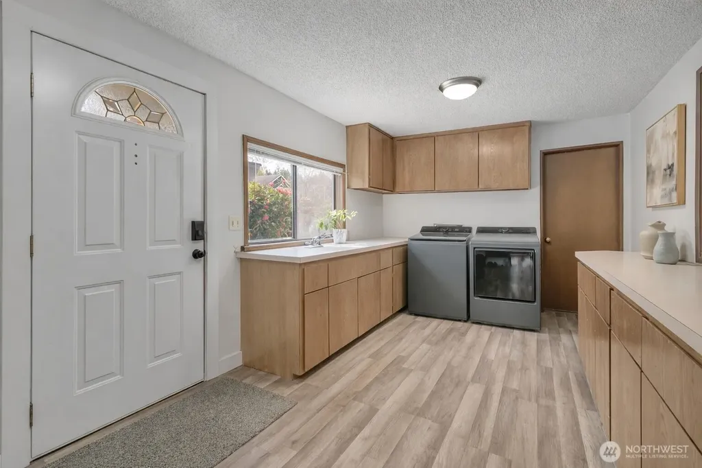 3035 70th Way SW Tumwater WA 98512