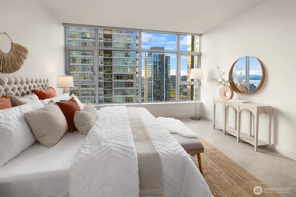 588 Bell Street Seattle WA 98121