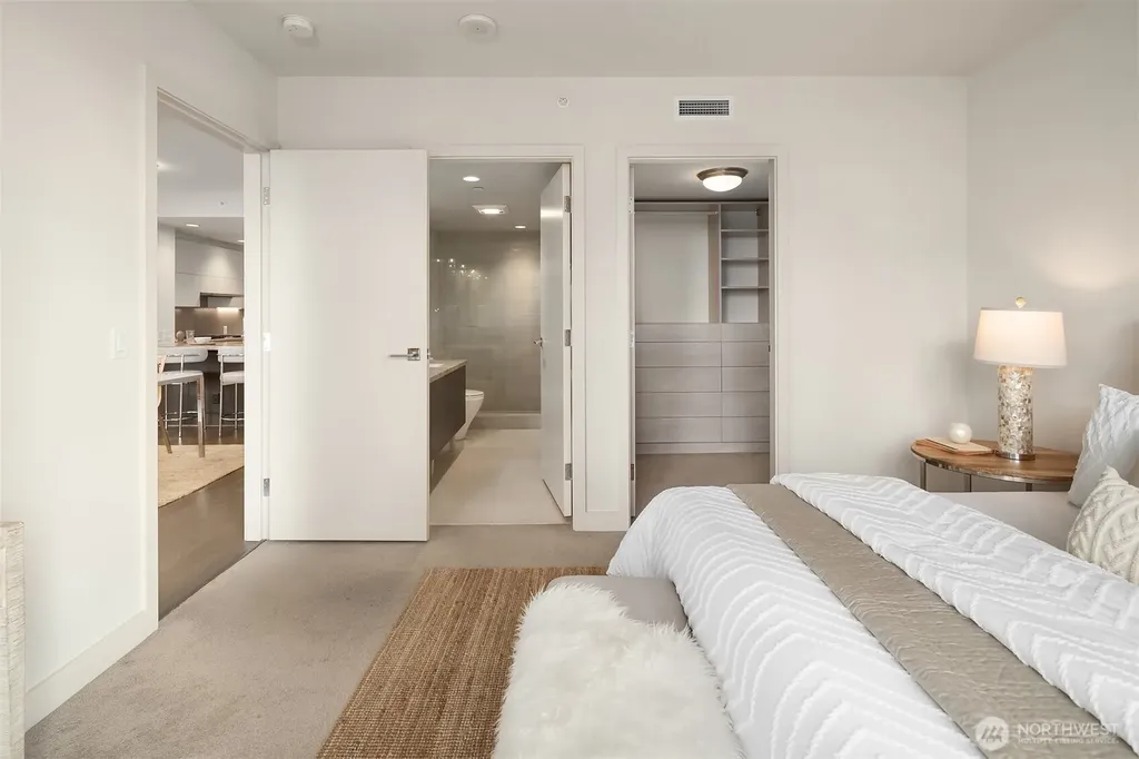 588 Bell Street Seattle WA 98121