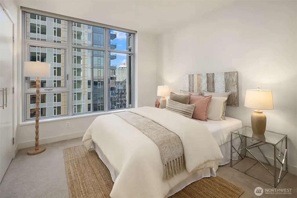 588 Bell Street Seattle WA 98121