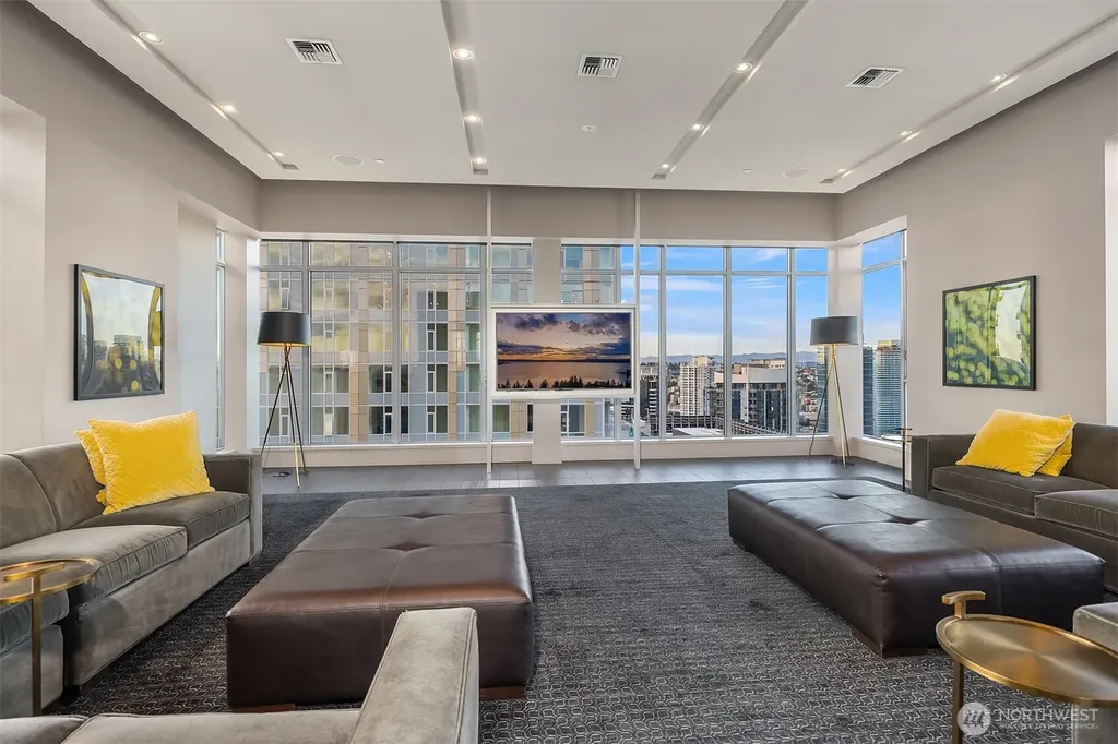 588 Bell Street Seattle WA 98121