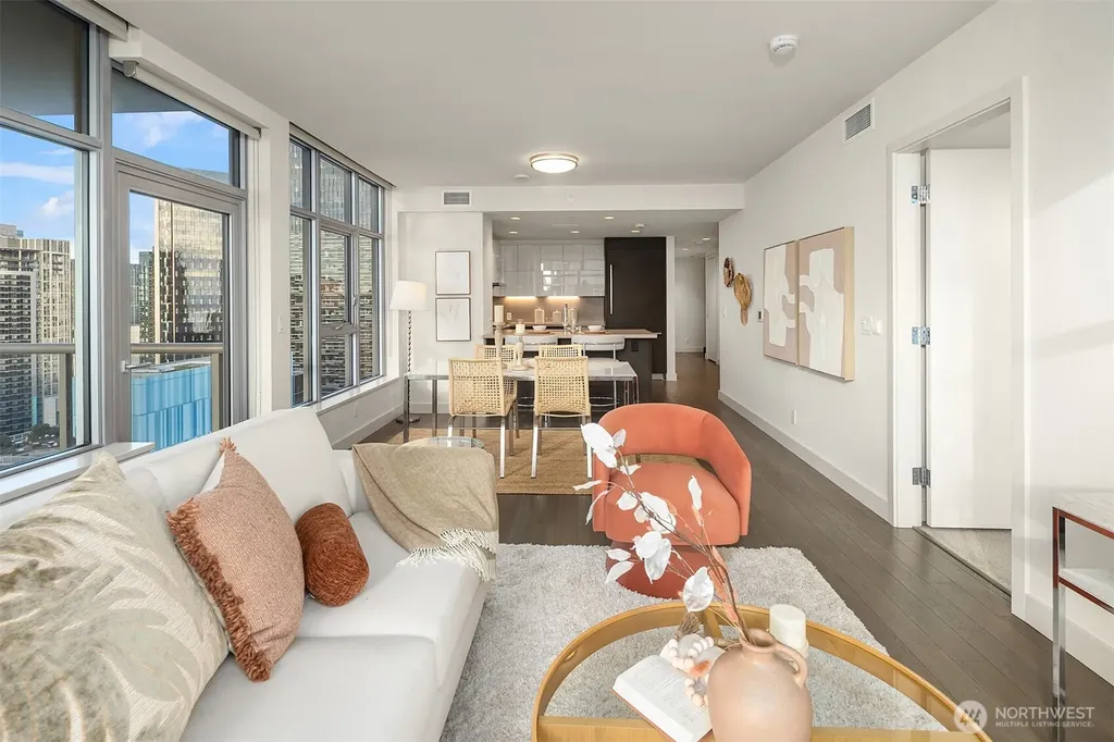 588 Bell Street Seattle WA 98121