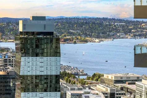 588 Bell Street Seattle WA 98121
