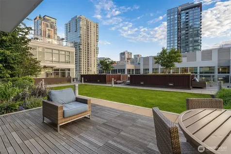 588 Bell Street Seattle WA 98121