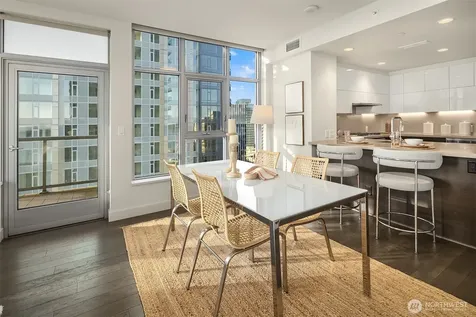 588 Bell Street Seattle WA 98121