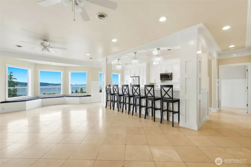 838 Gladstone Drive Camano Island WA 98282