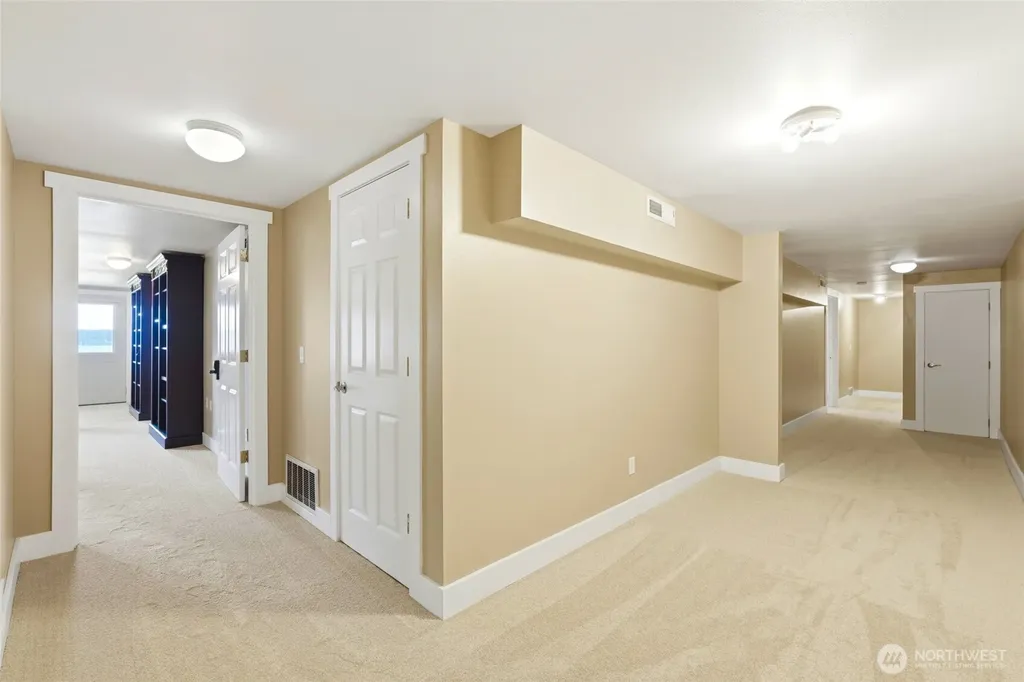 838 Gladstone Drive Camano Island WA 98282