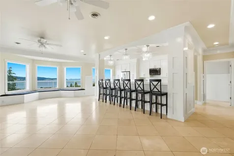 838 Gladstone Drive Camano Island WA 98282