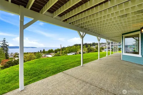 838 Gladstone Drive Camano Island WA 98282