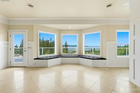 838 Gladstone Drive Camano Island WA 98282