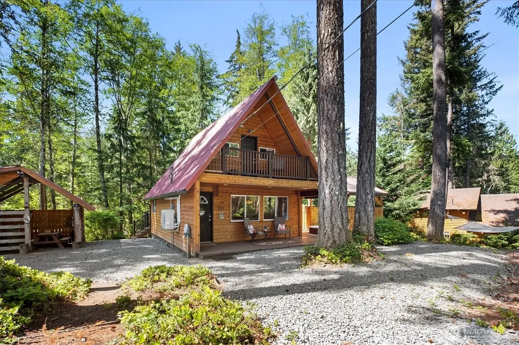 321 Paradise Drive Ashford WA 98304