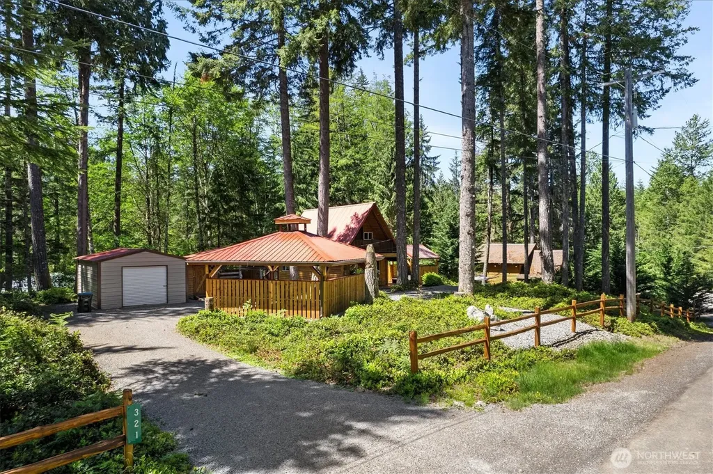 321 Paradise Drive Ashford WA 98304