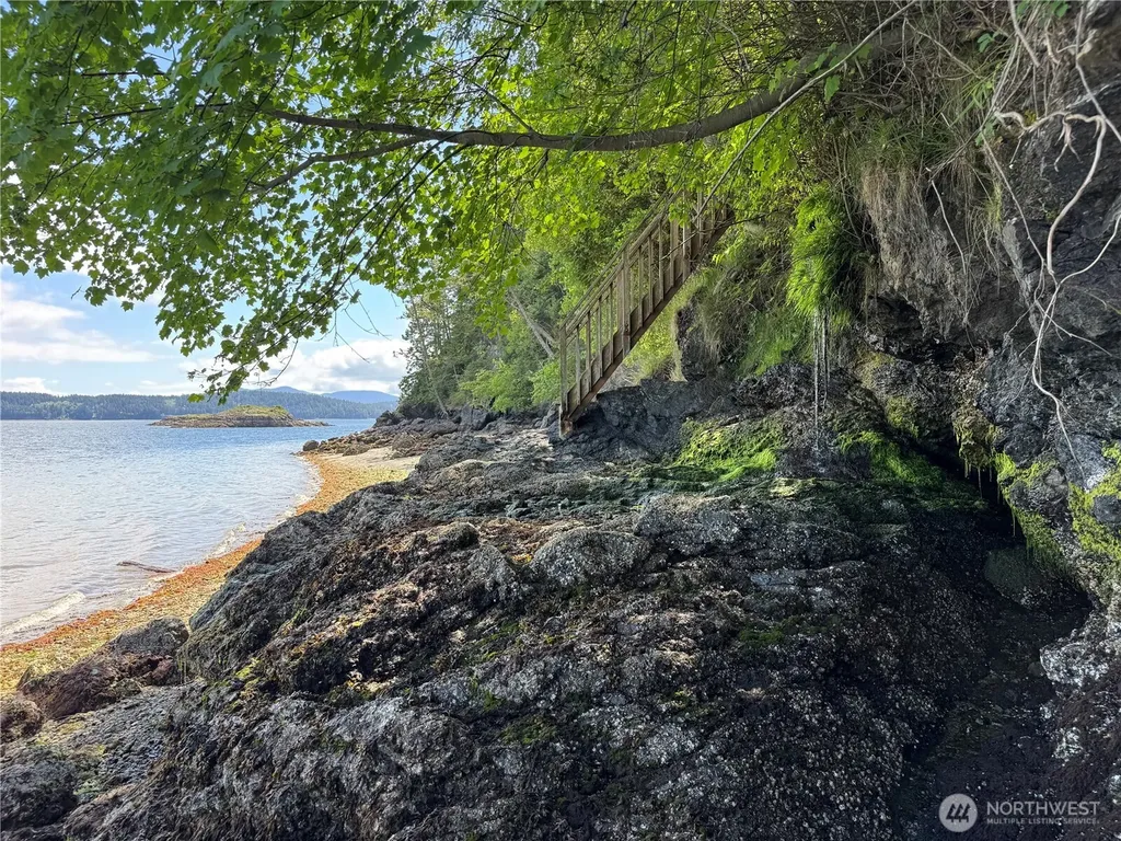 260 Grey Havens Loop Orcas Island WA 98280