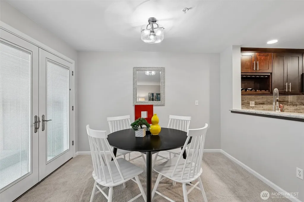 6929 NE 170th Street Kenmore WA 98028